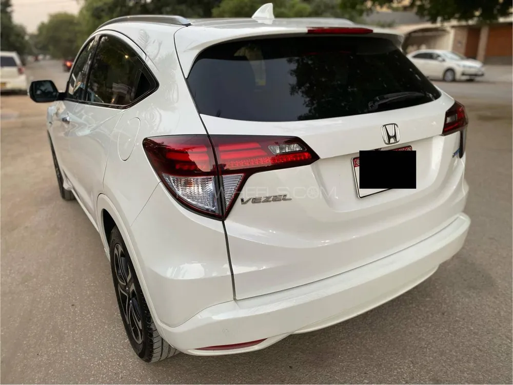Honda Vezel 2014 for Sale in Karachi Honda Vezel 2014 for Sale in Karachi Image-6