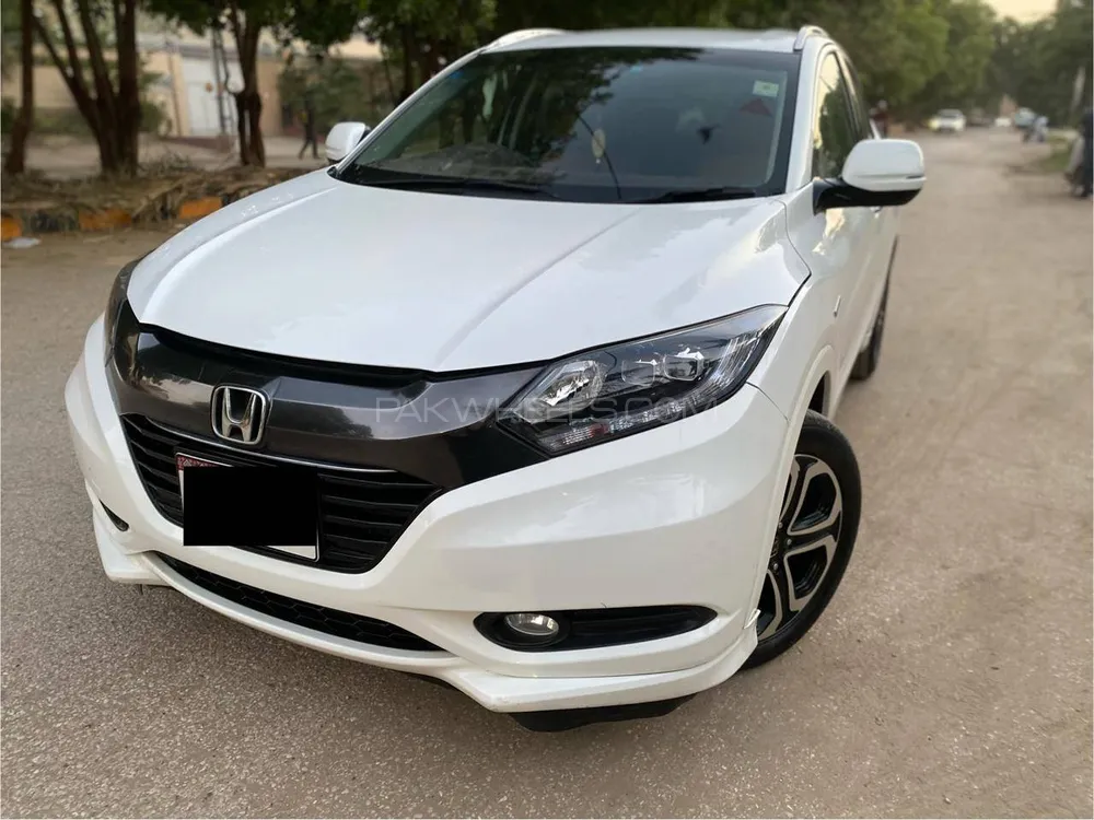 Honda Vezel 2014 for Sale in Karachi Honda Vezel 2014 for Sale in Karachi Image-3