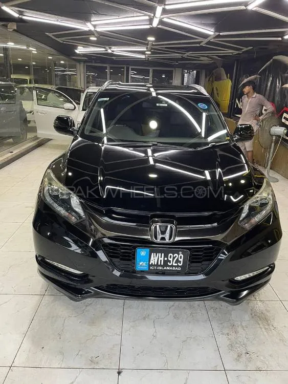 Honda Vezel 2016 for Sale in Rawalpindi Image-1