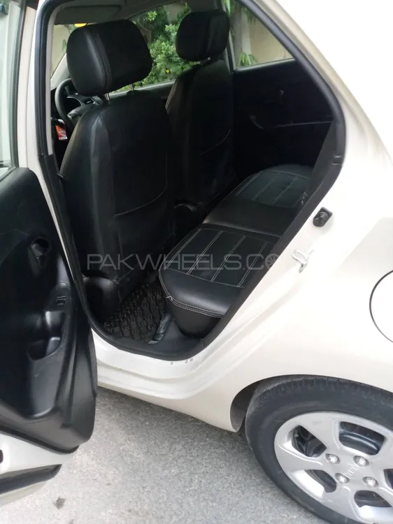 KIA Picanto 2021 for Sale in Lahore KIA Picanto 2021 for Sale in Lahore Image-11