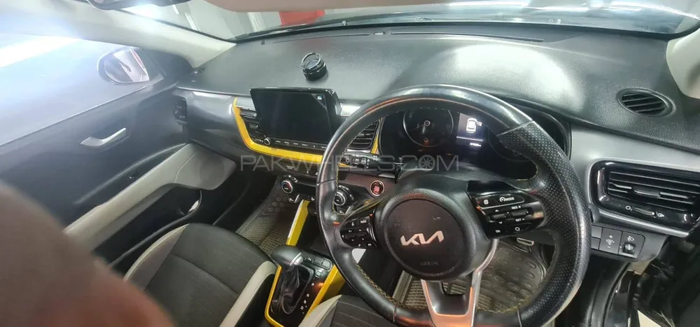 KIA Stonic 2022 for Sale in Karachi KIA Stonic 2022 for Sale in Karachi Image-9