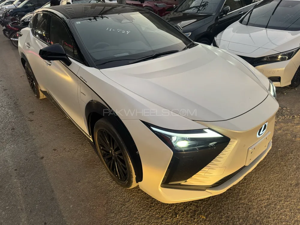 Lexus RX Series 2023 for Sale in Karachi Lexus RX Series 2023 for Sale in Karachi Image-8