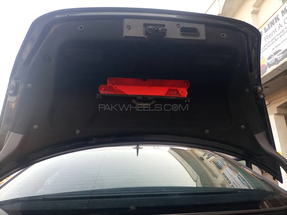 Mercedes Benz C Class 2006 for Sale in Rawalpindi Mercedes Benz C Class 2006 for Sale in Rawalpindi Image-13