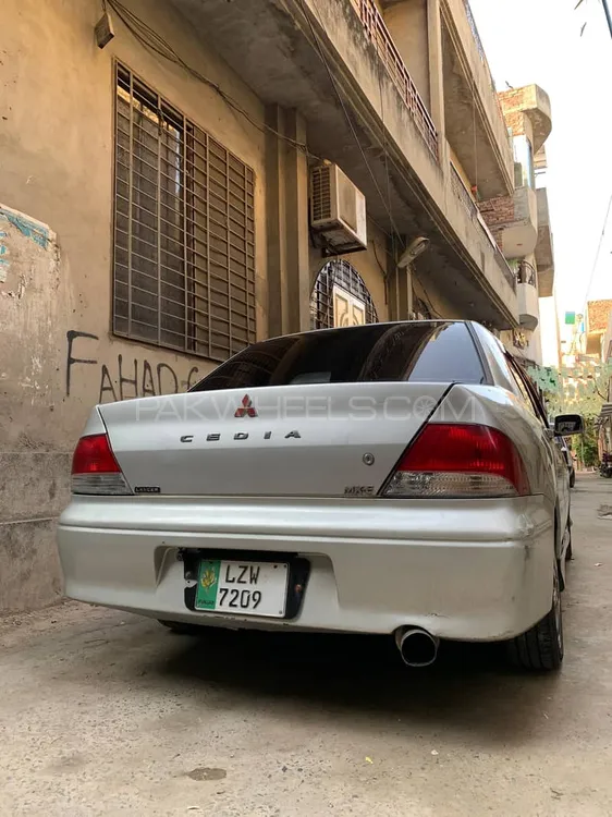 Mitsubishi Lancer 2004 for Sale in Lahore Mitsubishi Lancer 2004 for Sale in Lahore Image-2