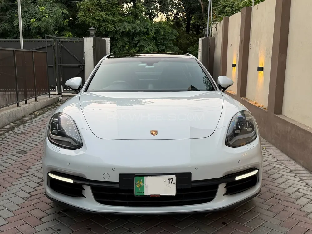 Porsche Panamera 2017 for Sale in Lahore Image-1