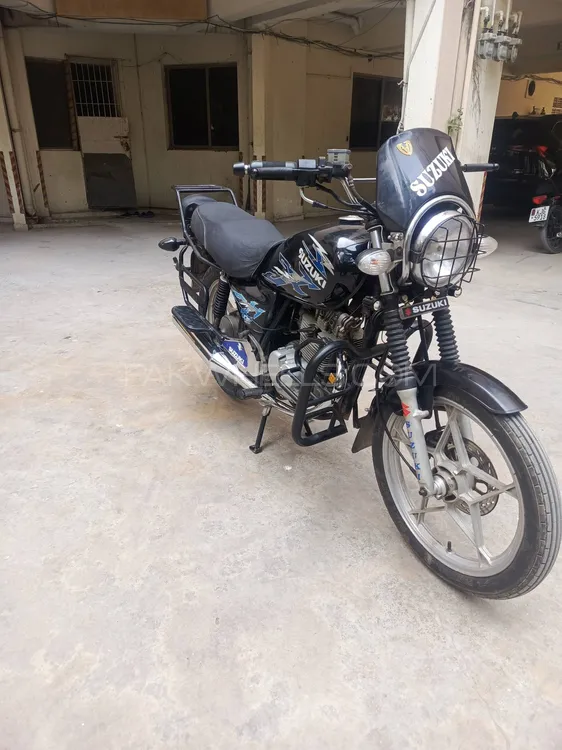 Suzuki GS 150 2017 for Sale Suzuki GS 150 2017 for Sale Image-3