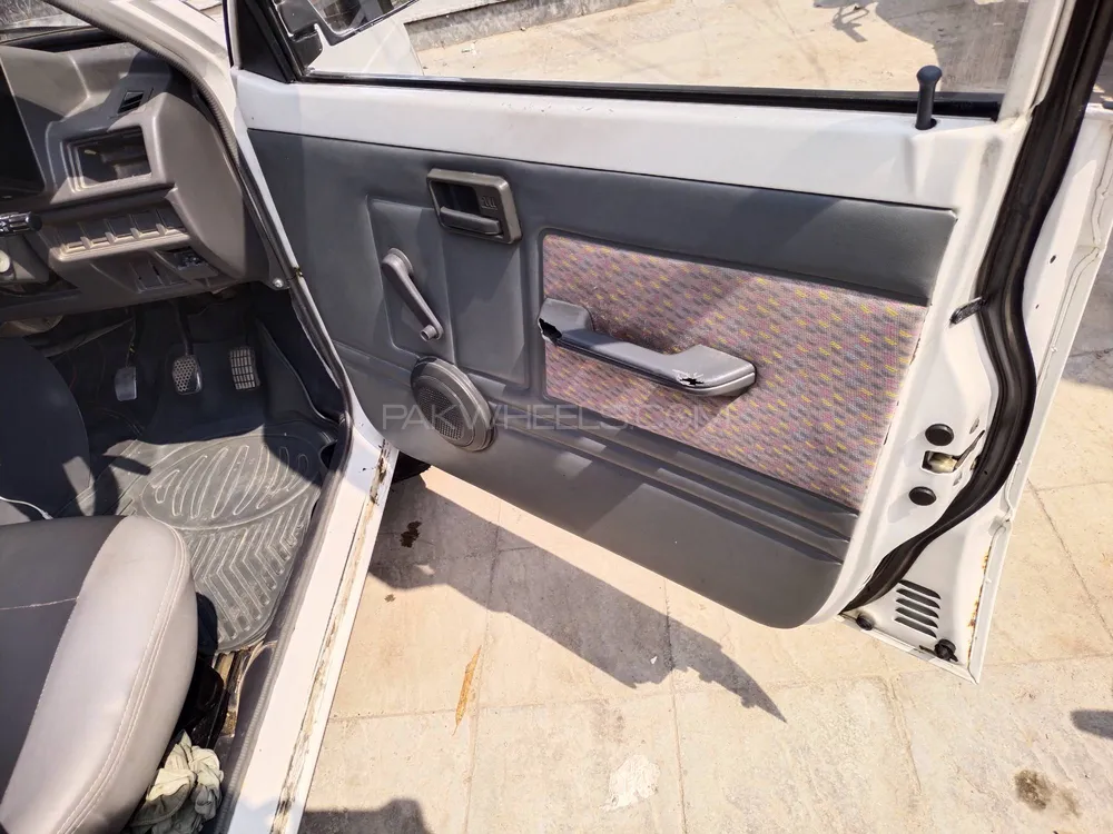 Suzuki Mehran 2015 for Sale in Islamabad Suzuki Mehran 2015 for Sale in Islamabad Image-7