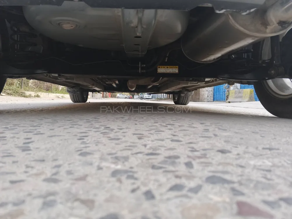 Suzuki Swift 2013 for Sale in Rawalpindi Suzuki Swift 2013 for Sale in Rawalpindi Image-20