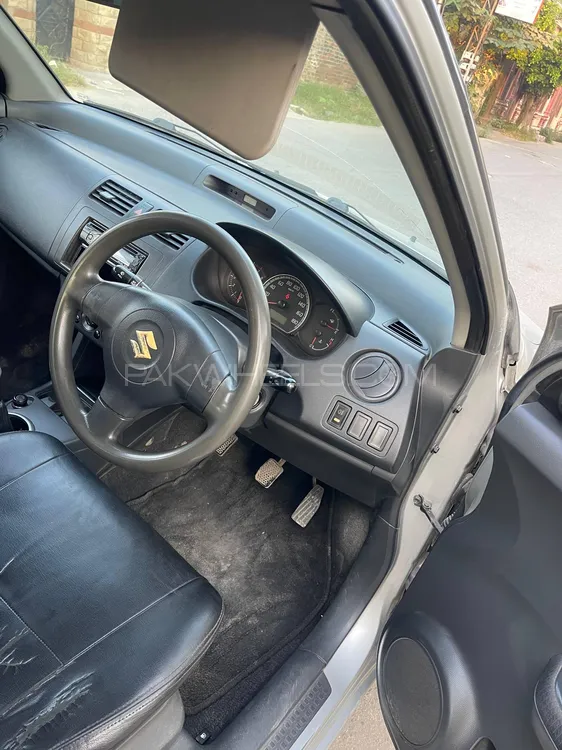 Suzuki Swift 2012 for Sale in Rawalpindi Suzuki Swift 2012 for Sale in Rawalpindi Image-8