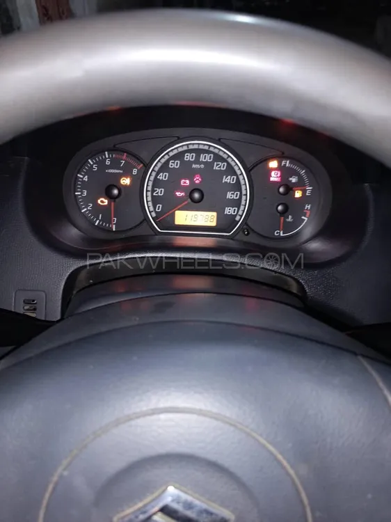 Suzuki Swift 2012 for Sale in Karachi Suzuki Swift 2012 for Sale in Karachi Image-2