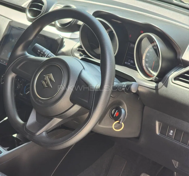 Suzuki Swift 2022 for Sale in Lahore Suzuki Swift 2022 for Sale in Lahore Image-4