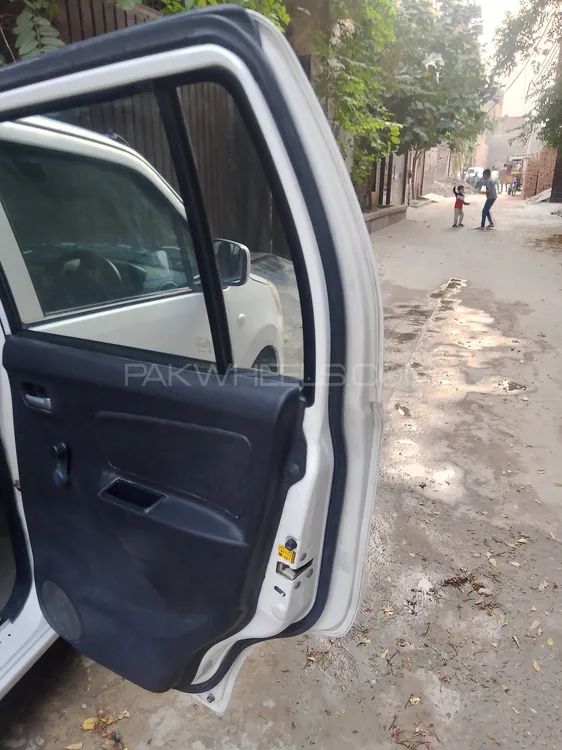 Suzuki Wagon R 2016 for Sale in Faisalabad Suzuki Wagon R 2016 for Sale in Faisalabad Image-8