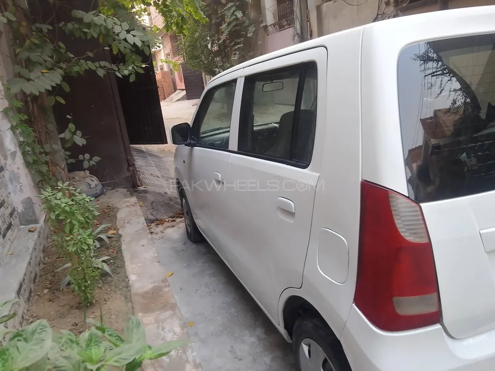 Suzuki Wagon R 2016 for Sale in Faisalabad Suzuki Wagon R 2016 for Sale in Faisalabad Image-12