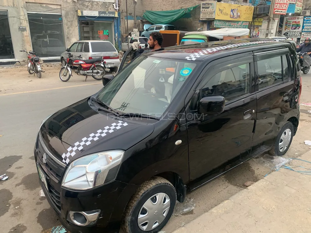 Suzuki Wagon R 2017 for Sale in Lahore Suzuki Wagon R 2017 for Sale in Lahore Image-4