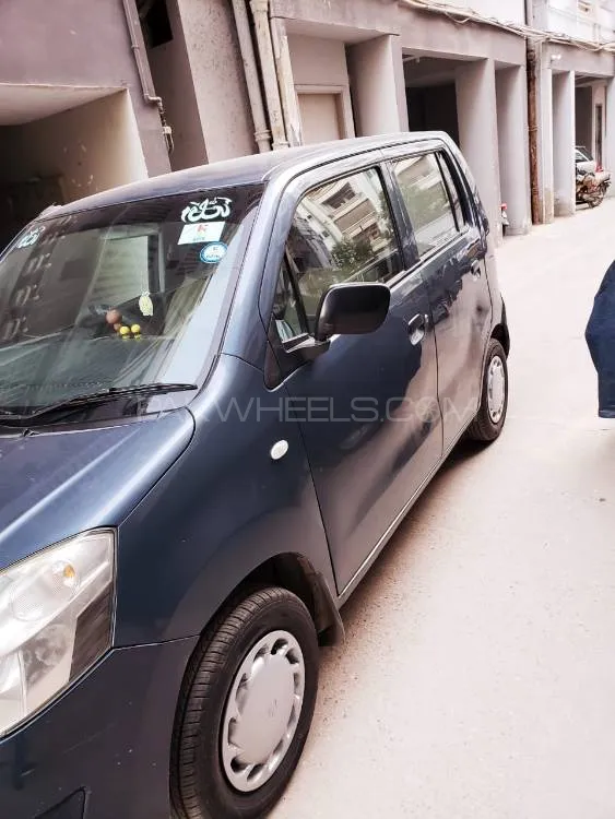 Suzuki Wagon R 2015 for Sale in Karachi Suzuki Wagon R 2015 for Sale in Karachi Image-2