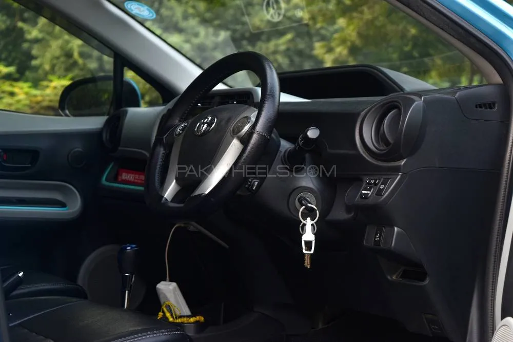 Toyota Aqua 2012 for Sale in Lahore Toyota Aqua 2012 for Sale in Lahore Image-8