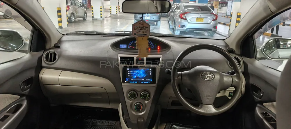 Toyota Belta 2011 for Sale in Karachi Toyota Belta 2011 for Sale in Karachi Image-4