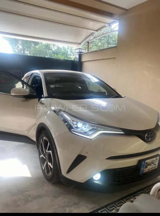 Toyota C-HR 2018 for Sale in Peshawar Image-1