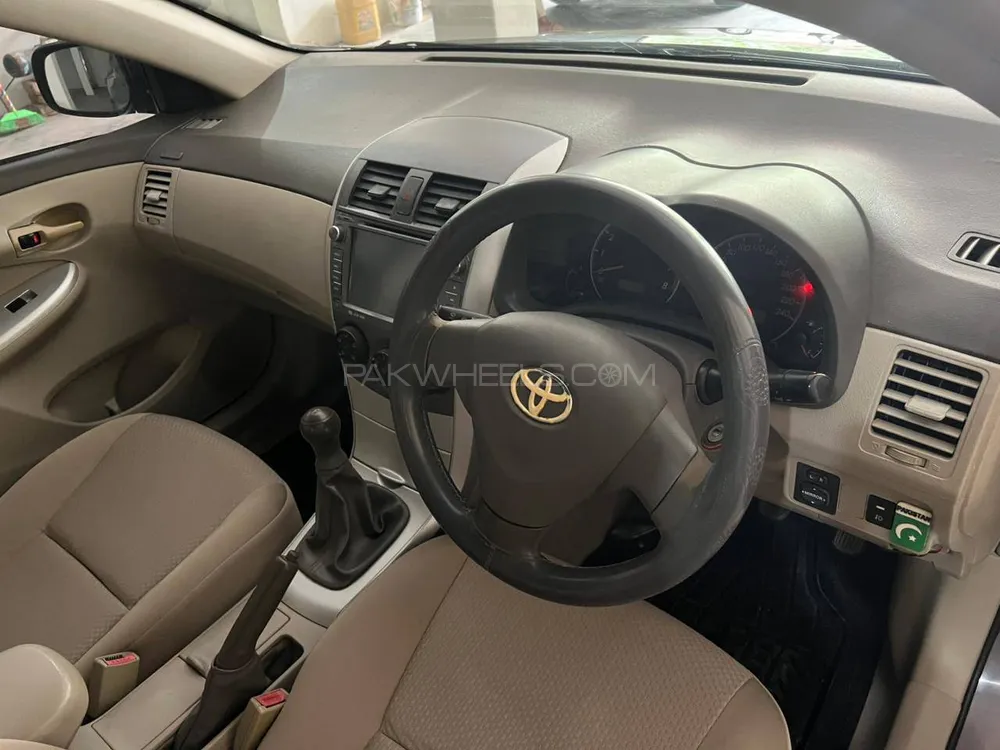 Toyota Corolla 2009 for Sale in Hayatabad Image-1