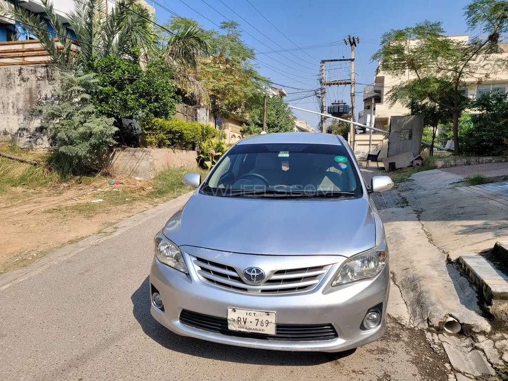 Toyota Corolla 2011 for Sale in Islamabad Image-1