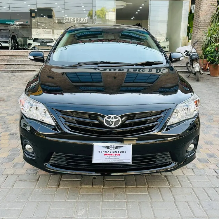 Toyota Corolla 2013 for Sale in Islamabad Image-1