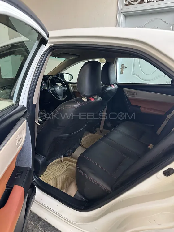 Toyota Corolla 2016 for Sale in Mandi bahauddin Toyota Corolla 2016 for Sale in Mandi bahauddin Image-9