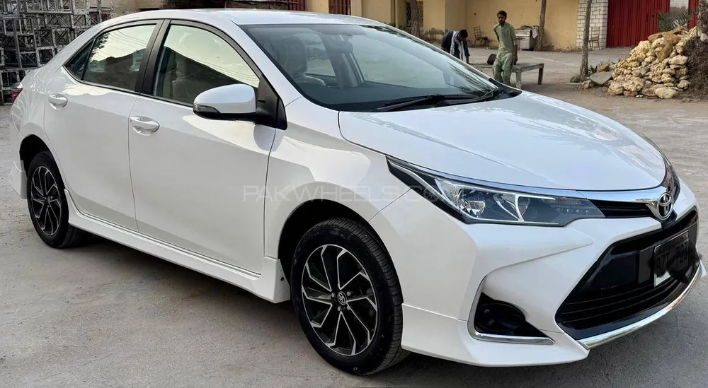 Toyota Corolla 2024 for Sale in Hyderabad Toyota Corolla 2024 for Sale in Hyderabad Image-2