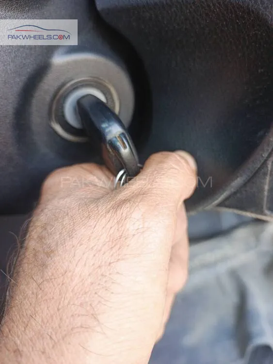 Toyota Corolla 2015 for Sale in Rawalpindi Toyota Corolla 2015 for Sale in Rawalpindi Image-12