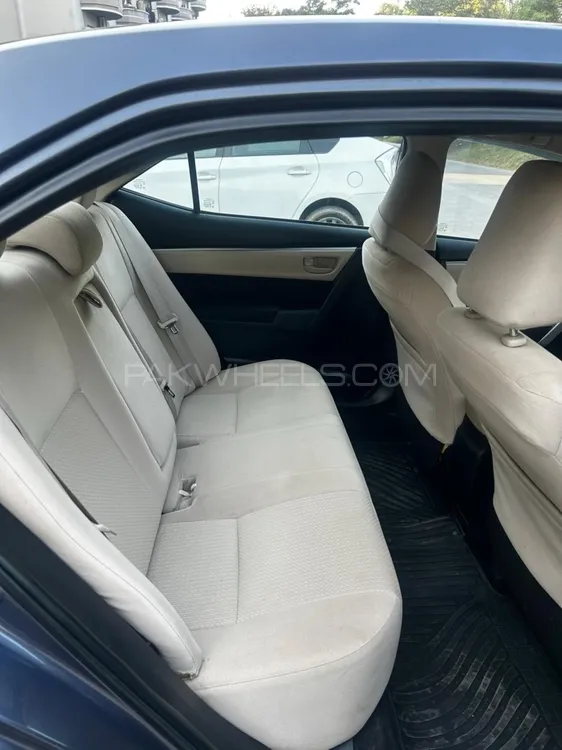 Toyota Corolla 2015 for Sale in Islamabad Toyota Corolla 2015 for Sale in Islamabad Image-5