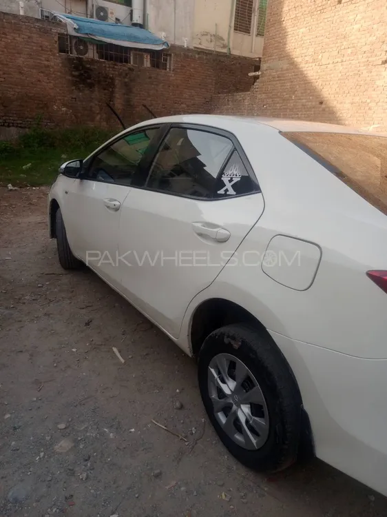Toyota Corolla 2015 for Sale in Karak Toyota Corolla 2015 for Sale in Karak Image-4
