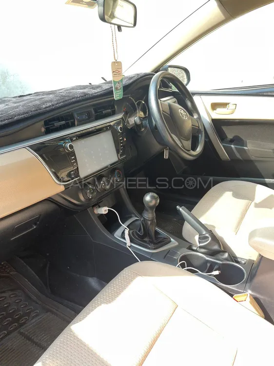 Toyota Corolla 2016 for Sale in Swabi Toyota Corolla 2016 for Sale in Swabi Image-3