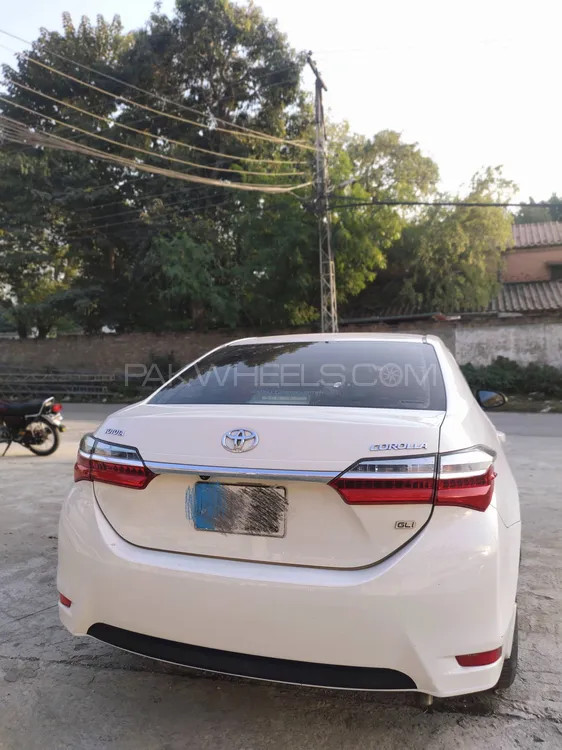 Toyota Corolla 2018 for Sale in Rawalpindi Image-1