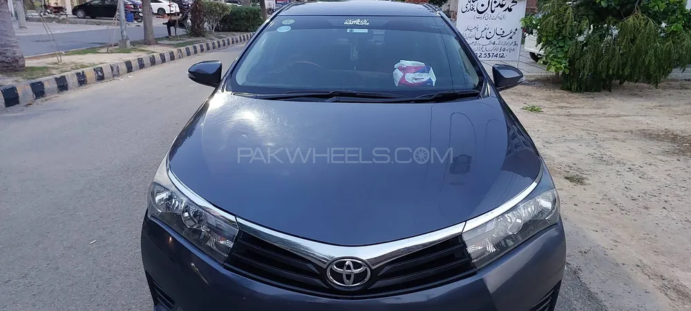 Toyota Corolla 2015 for Sale in Lahore Image-1