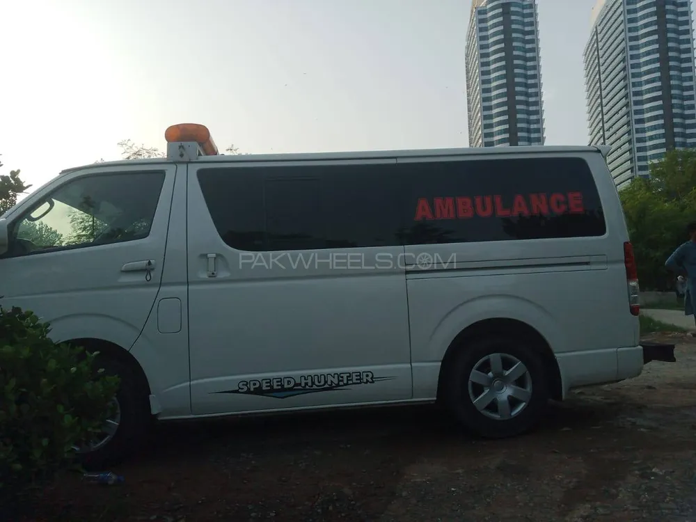 Toyota Hiace 2007 for Sale in Faisalabad Image-1