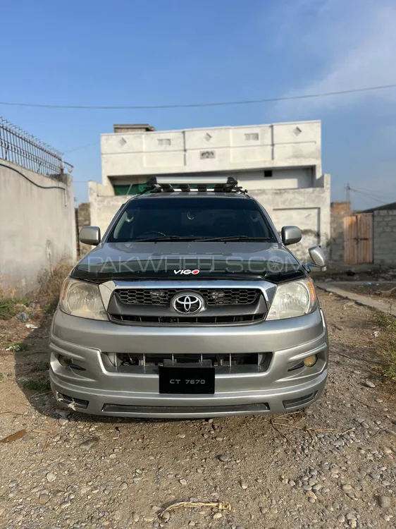 Toyota Hilux 2011 for Sale in Islamabad Image-1
