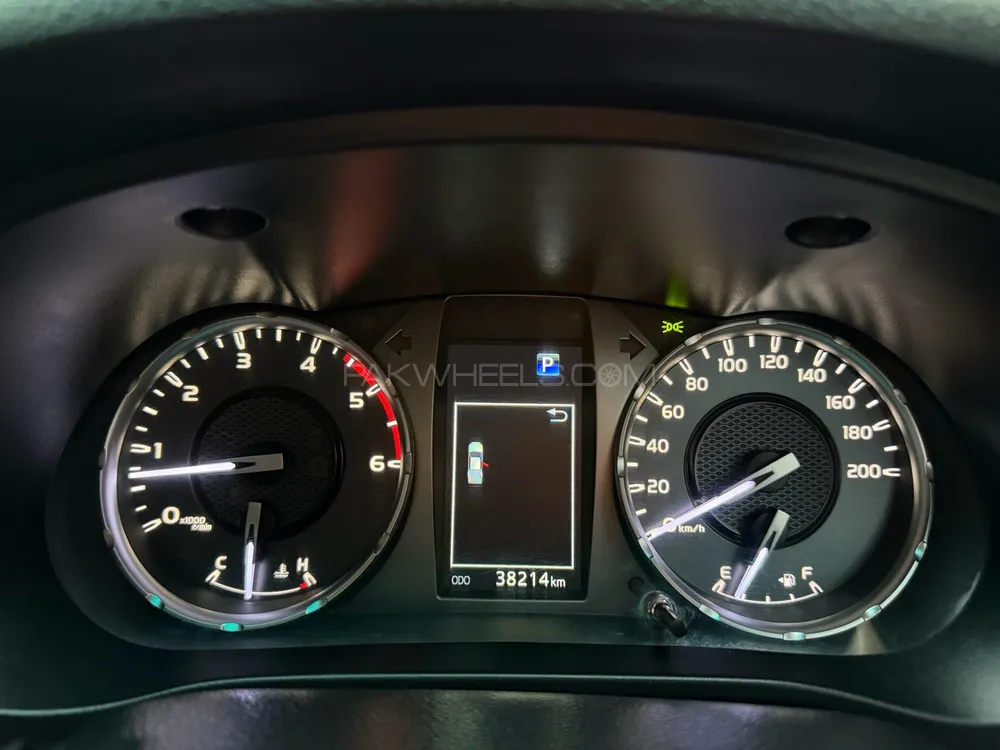 Toyota Hilux 2022 for Sale in Lahore Toyota Hilux 2022 for Sale in Lahore Image-20