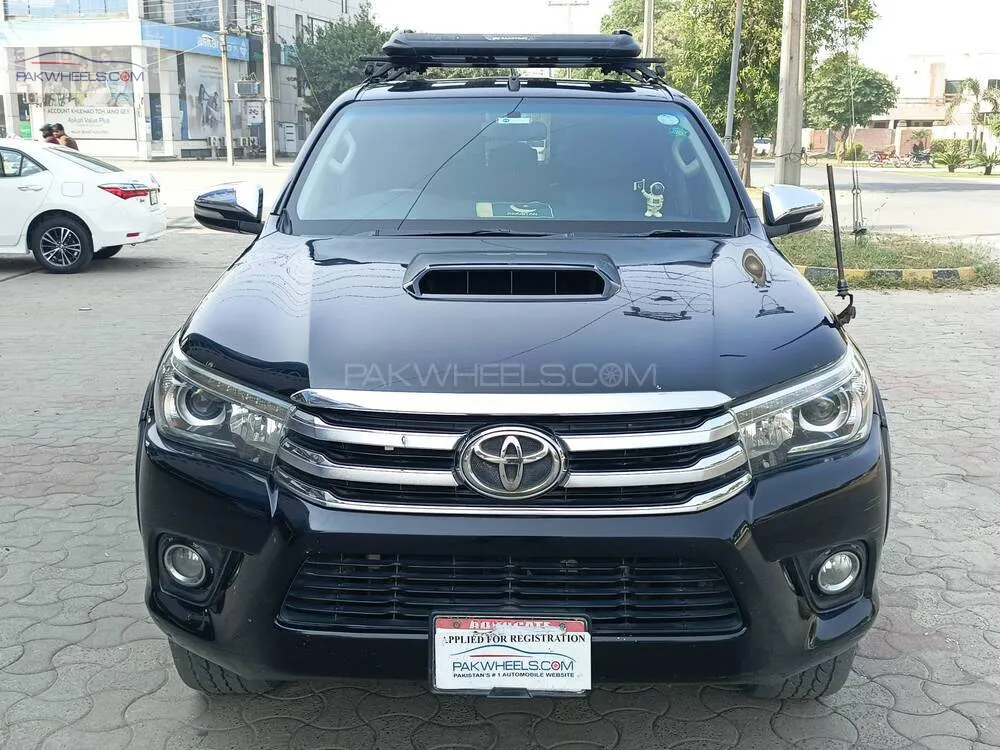 Toyota Hilux 2017 for Sale in Lahore Image-1