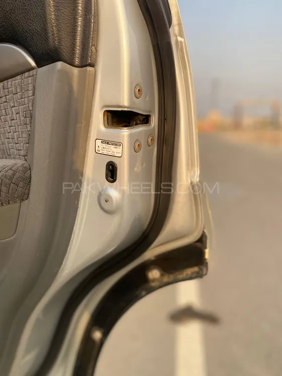 Toyota Prado 2003 for Sale in Lahore Toyota Prado 2003 for Sale in Lahore Image-10