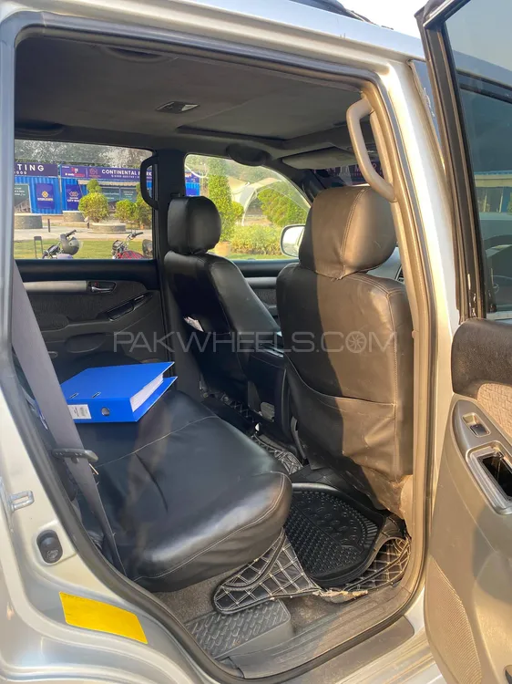Toyota Prado 2003 for Sale in Lahore Toyota Prado 2003 for Sale in Lahore Image-9