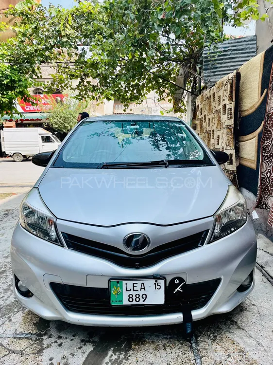 Toyota Vitz 2011 for Sale in Peshawar Toyota Vitz 2011 for Sale in Peshawar Image-19