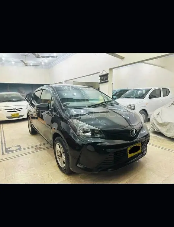 Toyota Vitz 2017 for Sale in Lahore Toyota Vitz 2017 for Sale in Lahore Image-6