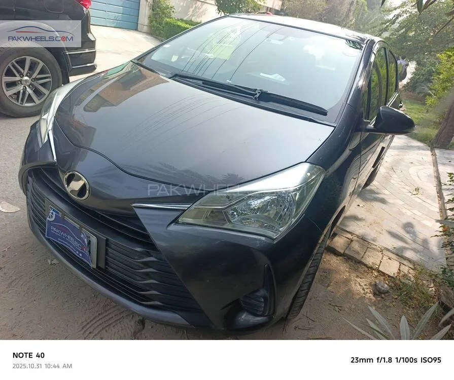 Toyota Vitz 2017 for Sale in Lahore Toyota Vitz 2017 for Sale in Lahore Image-3