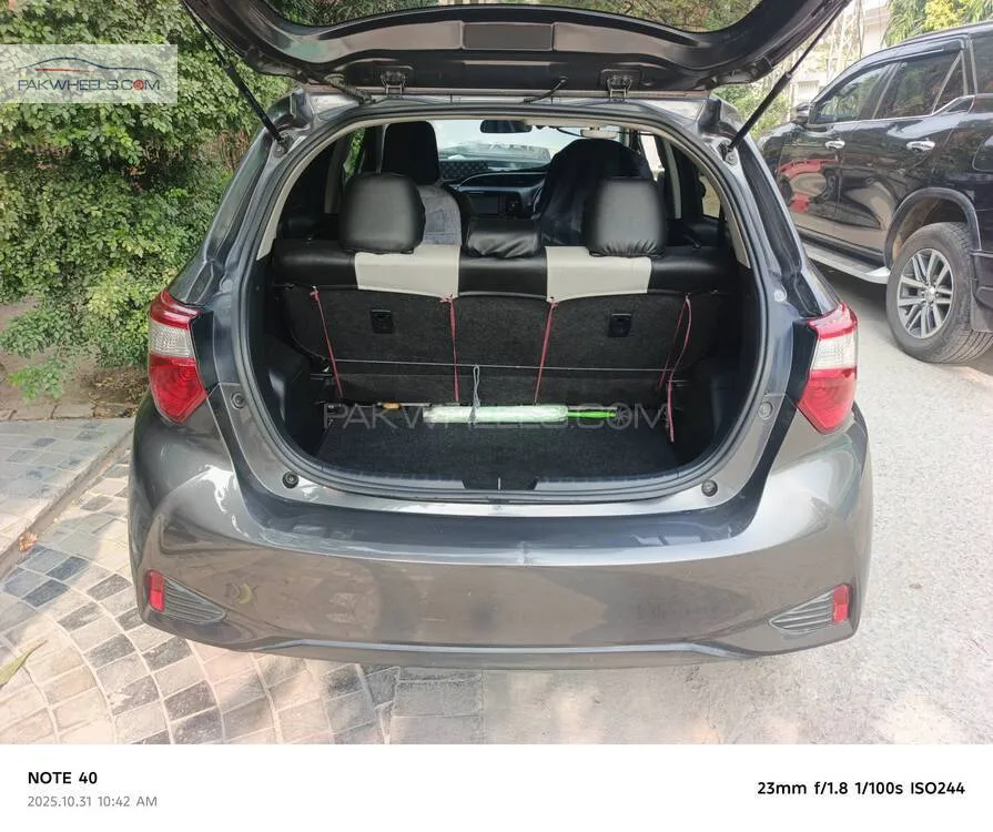 Toyota Vitz 2017 for Sale in Lahore Toyota Vitz 2017 for Sale in Lahore Image-7