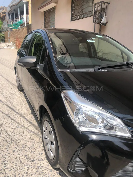 Toyota Vitz 2023 for Sale in Faisalabad Toyota Vitz 2023 for Sale in Faisalabad Image-7