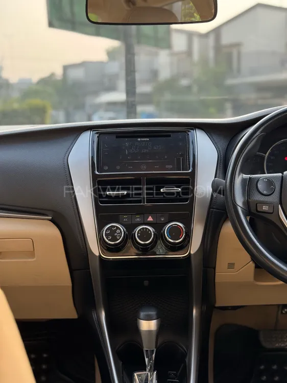Toyota Yaris Sedan 2022 for Sale in Lahore Toyota Yaris Sedan 2022 for Sale in Lahore Image-12