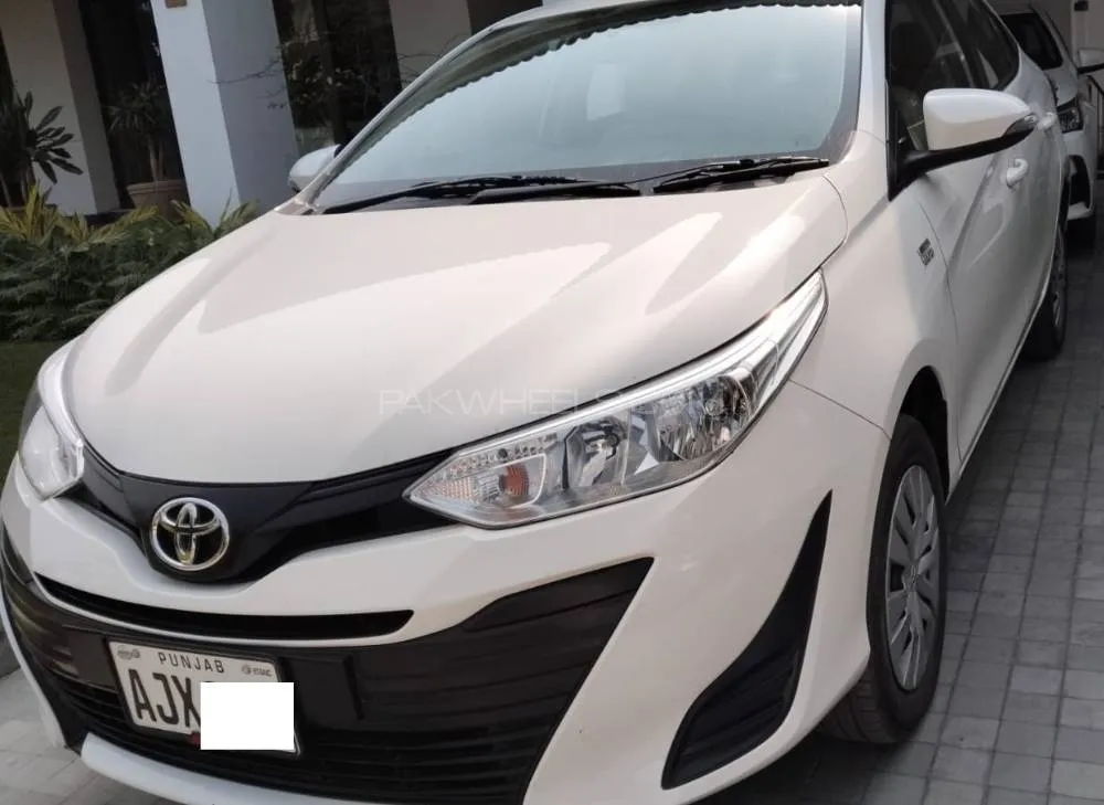 Toyota Yaris Sedan 2022 for Sale in Lahore Toyota Yaris Sedan 2022 for Sale in Lahore Image-1
