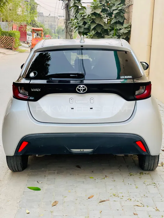 ٹویوٹا یارس ہیچ بیک 2022 for Sale in لاہور ٹویوٹا یارس ہیچ بیک 2022 for Sale in لاہور Image-4