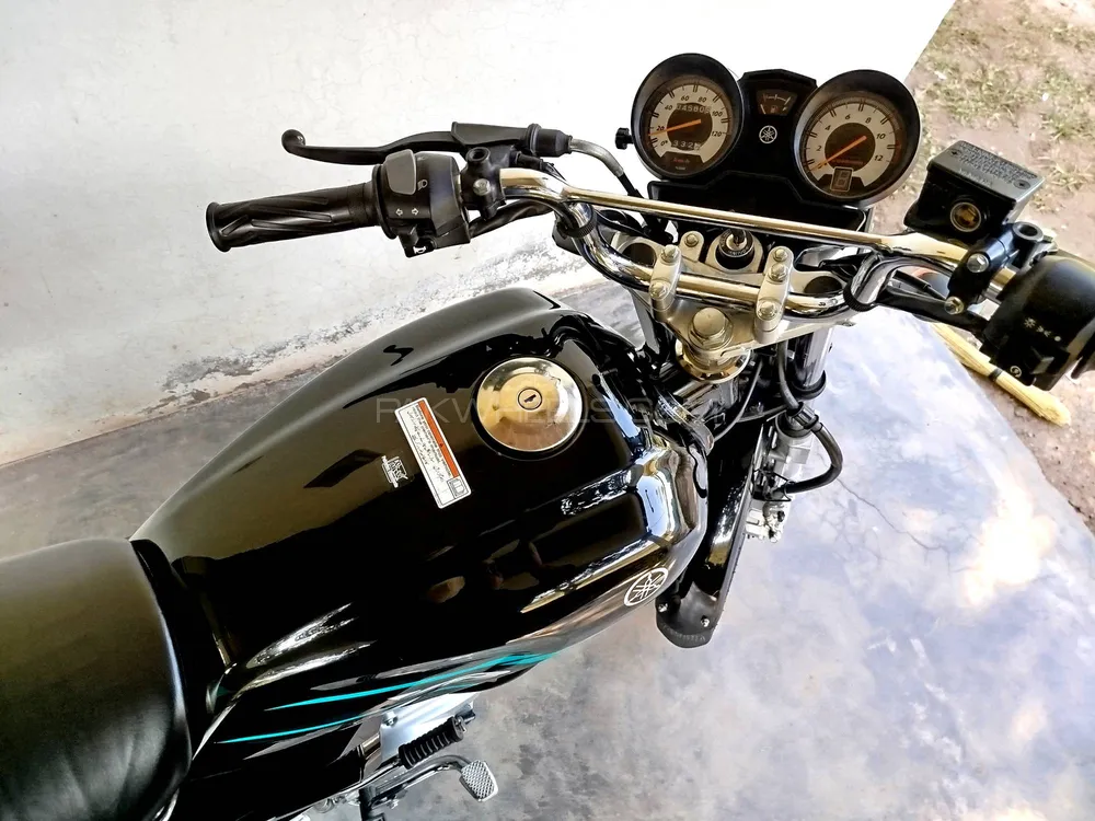 Yamaha YB 125Z-DX 2024 for Sale Yamaha YB 125Z-DX 2024 for Sale Image-10