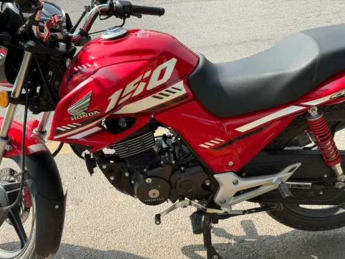 Honda CB 150F 2025