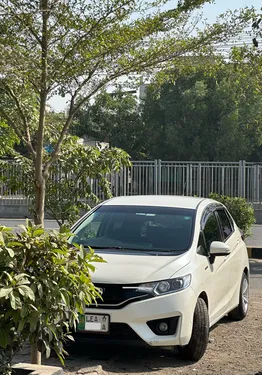 Honda Fit 1.5 Hybrid Smart Selection 2013